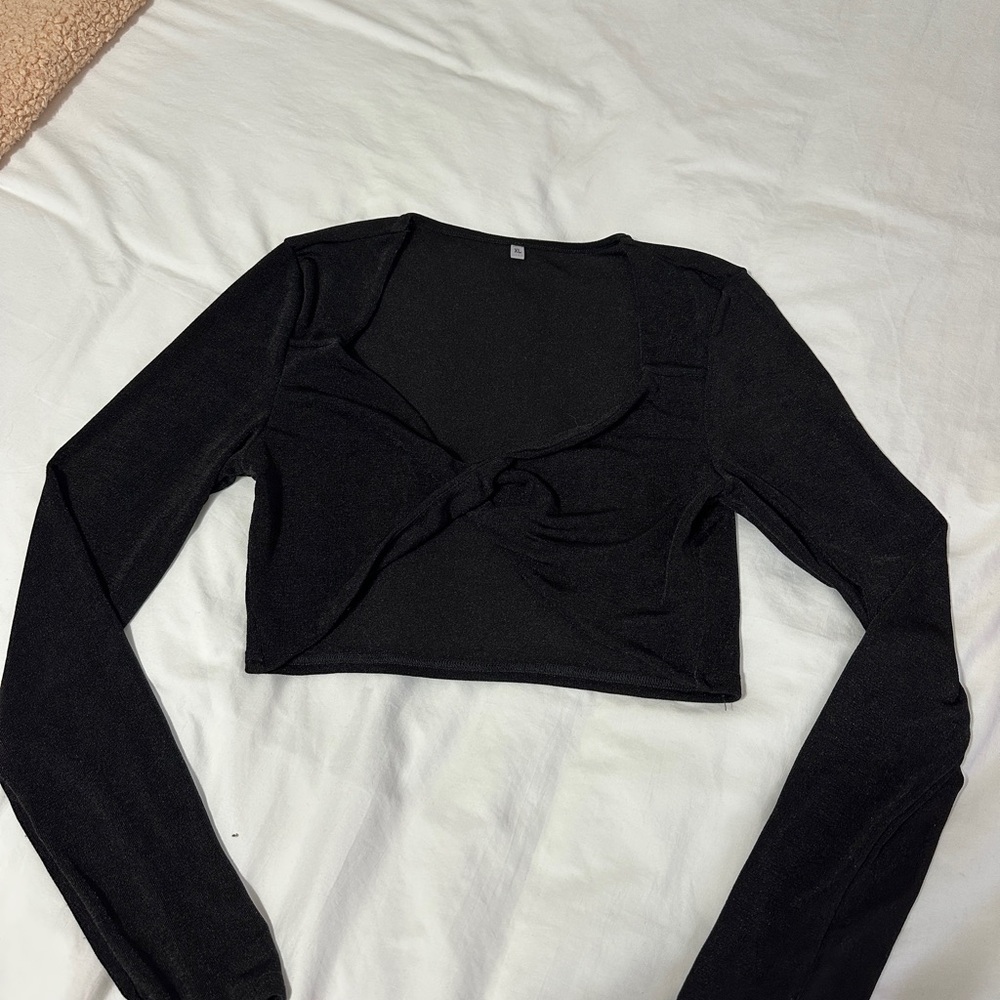 Amazon Black Long Sleeve Crop Top